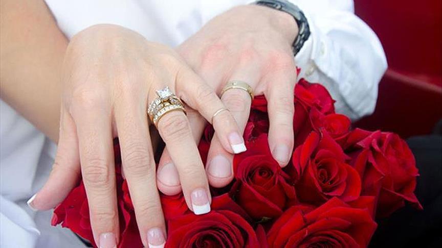 أردني يهدي خطيبته بوكيه ورد بـ 3 الاف دينار  ..  صورة 