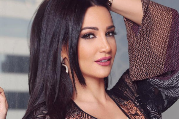 ديانا حداد تجدد أغنية سعودية لـ محمد عبده عمرها أكثر من أربعين عامًا
