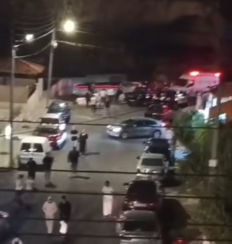 بالفيديو ..  التحقيق في وفاة غامضة لثلاثيني وُجد محترقًا داخل حفرة في القويسمة
