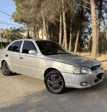 هونداي فيرنا 2000