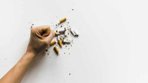مخاطر التدخين التقليدي لا تزال تهدد العالم