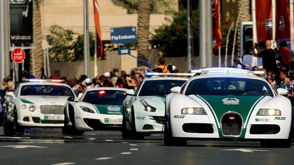 شرطة دبي تقبض على 14 شخصًا بعد شجار بين أفارقة