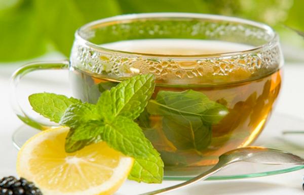 ما أفضل مشروب بعد العشاء لتحسين الهضم؟