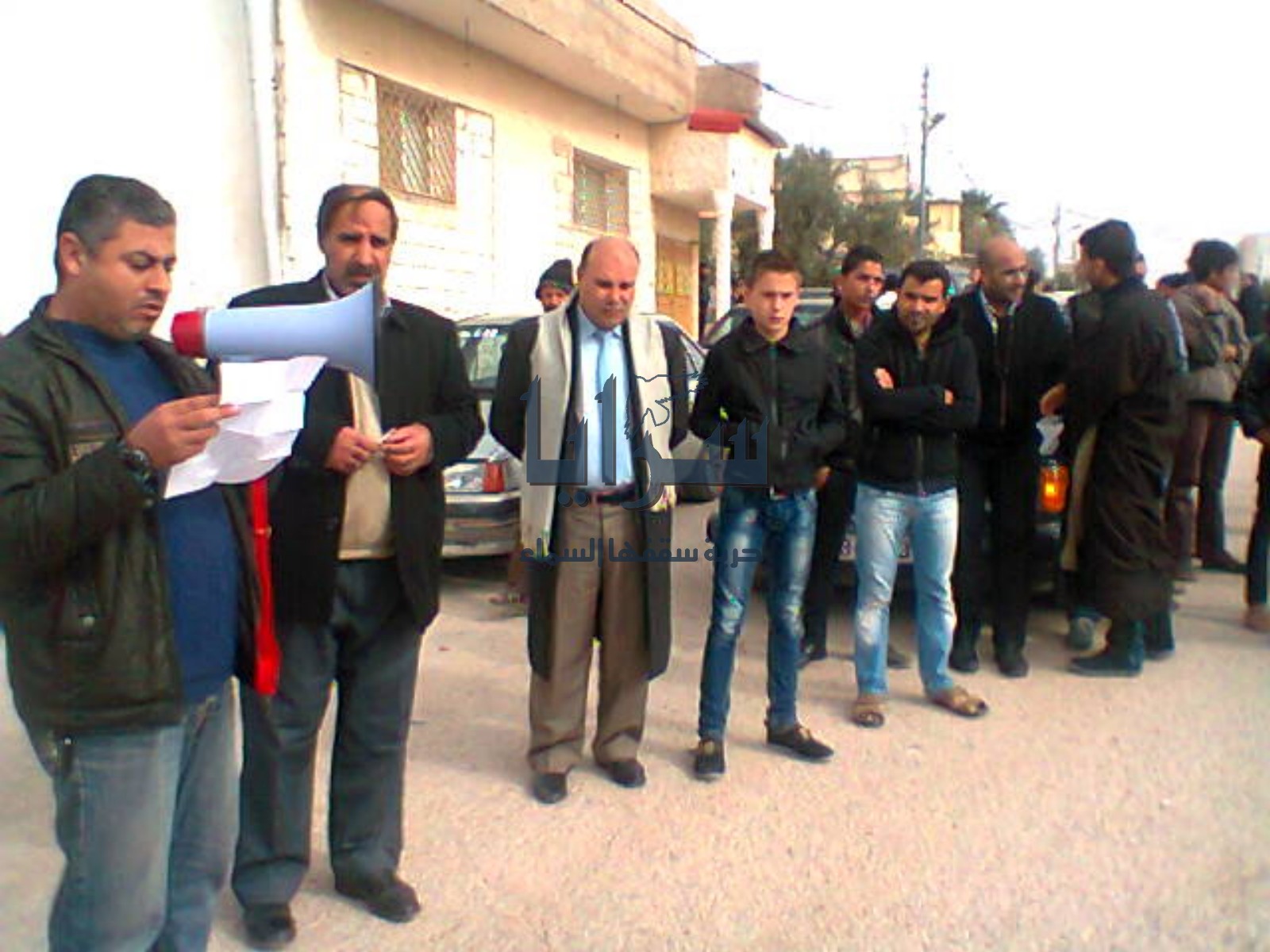 حراك لواء فقوع في جمعة " الشعب يعيش بين كذب الحكومة وجعجعة النواب "