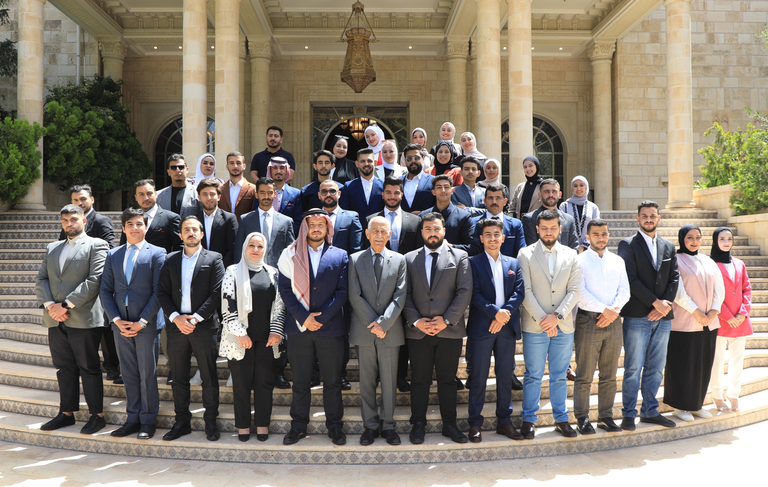 "مبادرة نشامى جامعة جرش" ..  تهنئ بعيد الاستقلال 