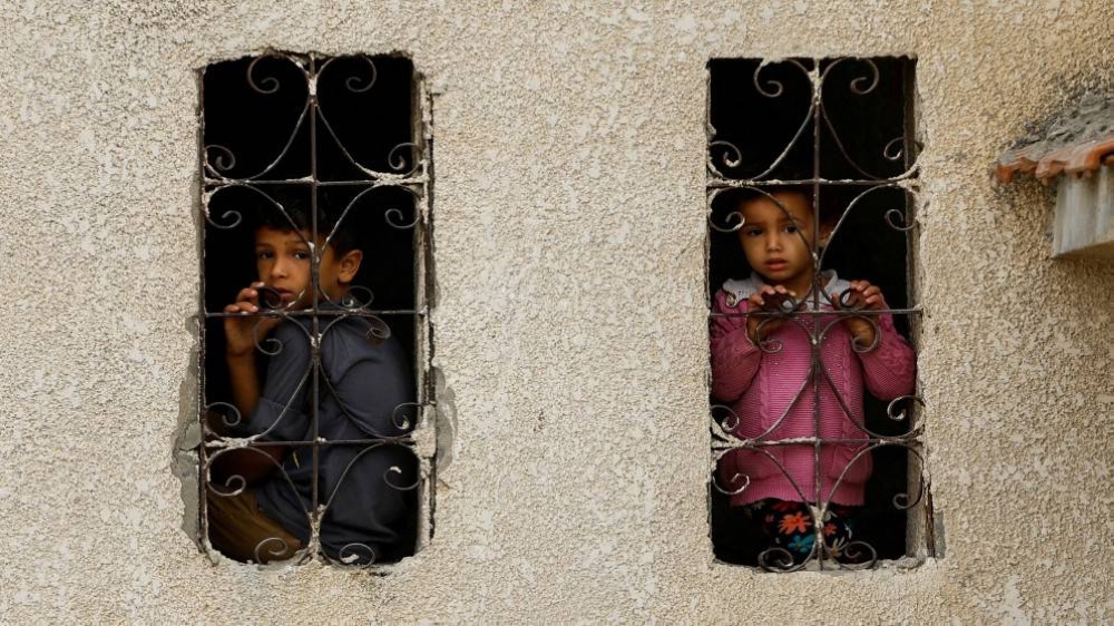 ضحايا الحرب الأطفال: 5 آلاف شهيد و1800 مفقود تحت أنقاض قطاع غزة