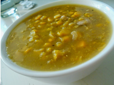 حساء الدجاج والذرة