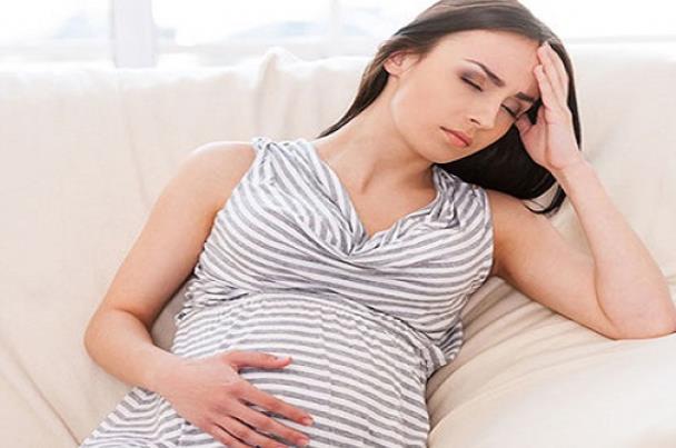 دراسة ..  قصر ساعات نهار الشتاء يسبب اكتئاب ما بعد الحمل