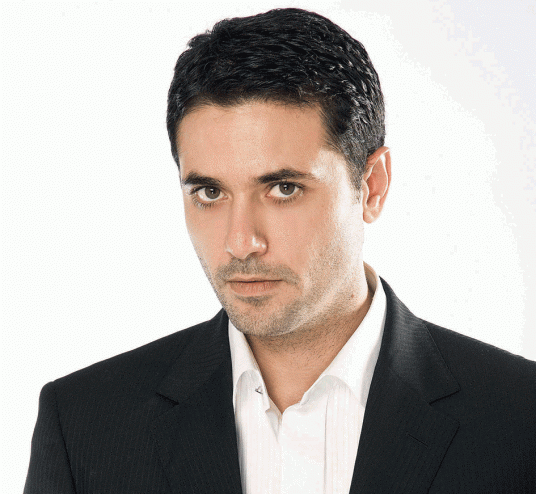 هروب احمد عز الى اوروبا!
