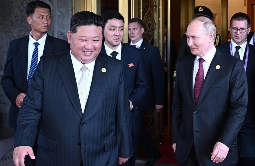 فاز بنسبة 99.93%  ..  بوتين يهنئ كيم جونغ أون بإعادة انتخابه رئيسا لشؤون الدولة في كوريا الشمالية