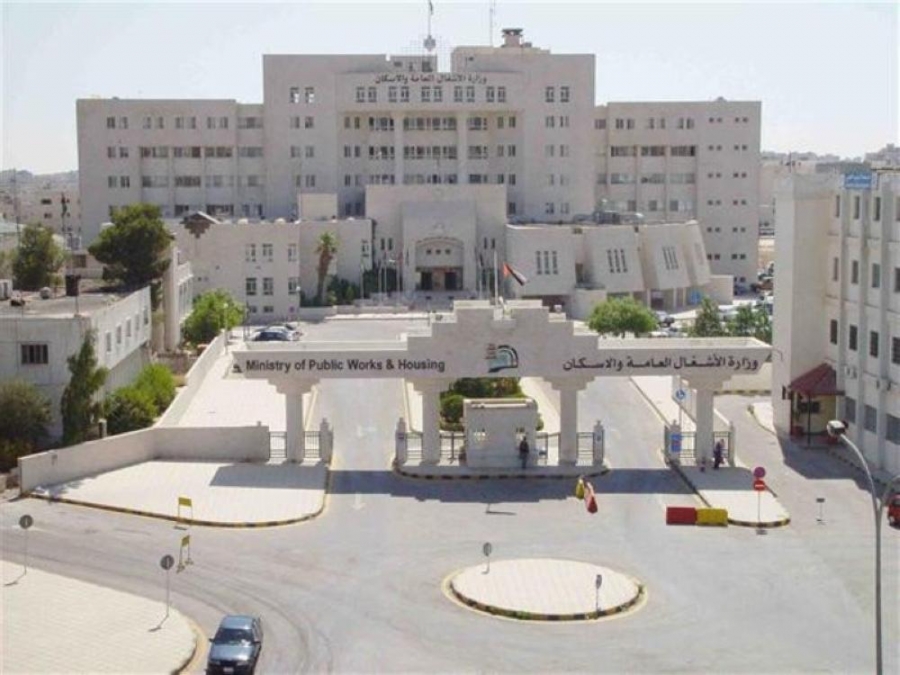 السلايطة: أبنية "التربية" ترتفع كلفها من 30 - 40% إذا طرحت عطاءاتها "الأشغال"