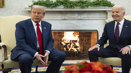 "أحب مشاهدته يتلوى" ..  ترامب يدعو إلى سجن جو بايدن