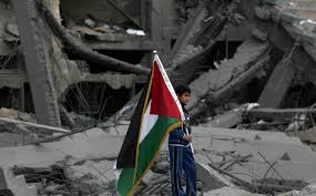 غزة :  اسشتهاد شاب فلسطيني و اصابة العشرات بقصف دراجة نارية 