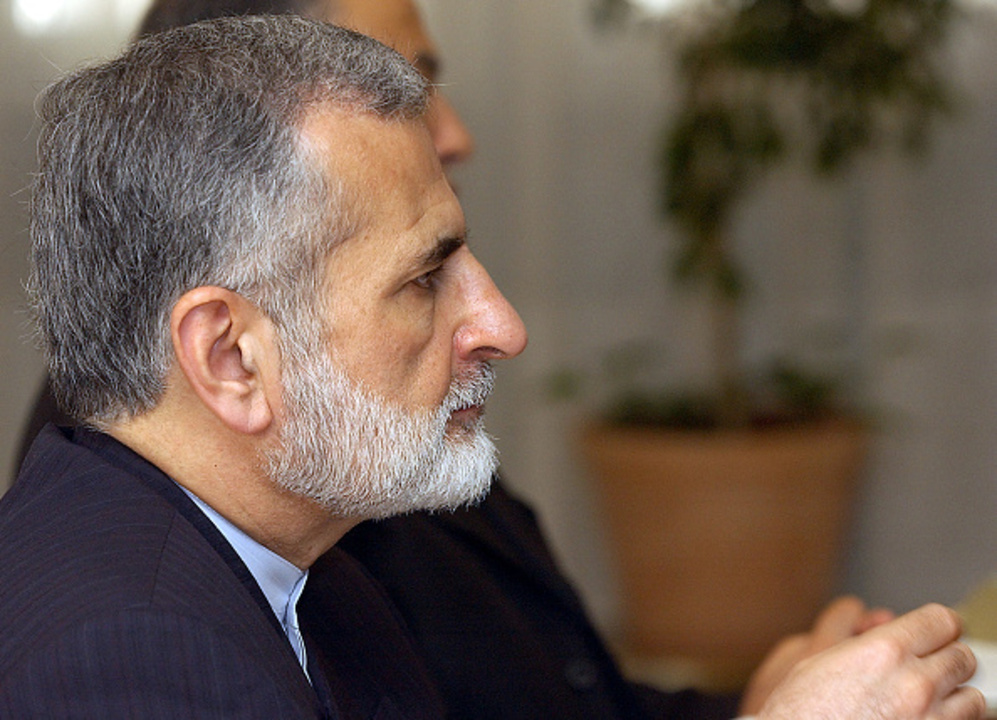 مسؤول إيراني كبير: أخطأنا بتصدير الثورة للجيران