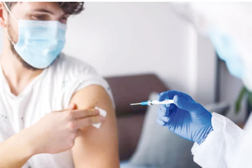 الأوبئة: لا قرار وشيكا بخلط اللقاحات وإعطاء جرعة ثالثة
