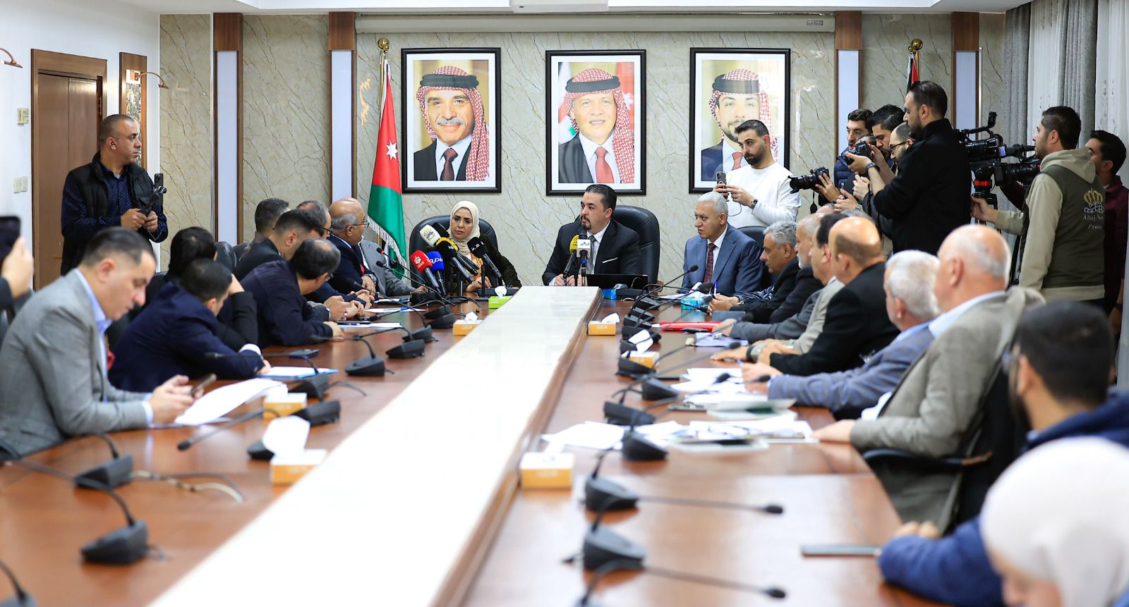 حواري: الصحافة رسالة وطنية وشريك أساسي في مناقشة قضايا تمس حياة المواطنين