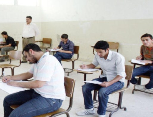 في بيان ل "المعلمين": امتحان اللغة الانجليزية تعجيزي ونسب النجاح ستكون متدنية جدا