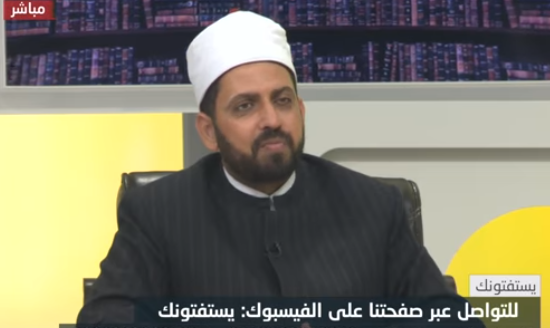 ما حكم سفر المرأة بدون محرم في وجود صحبة آمنة معها ؟