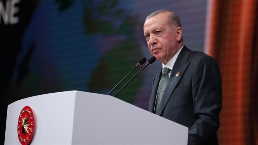 أردوغان: تركيا والعراق يرغبان بالإسراع في استئناف تدفق النفط من خط أنابيب مشترك    