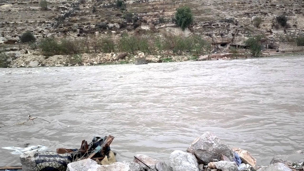 توصيات لحل مشكلة تلوث سيل الزرقاء .. منع السباحة فيه، والتعبئة لغايات الاستهلاك والشرب
