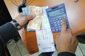 هل سترفع الحكومة أسعار الكهرباء؟ "هيئة الطاقة" ترد عبر سرايا