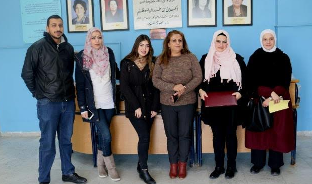 وفد من جامعة عمان الأهلية يزور جمعية الأسرة البيضاء "دار الضيافة للمسنين"