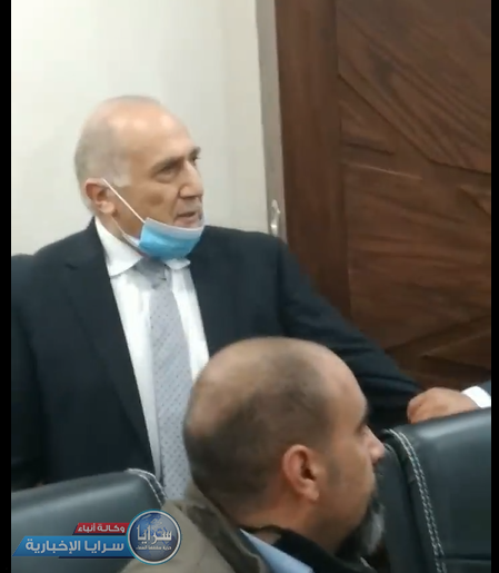 بالفيديو  ..  العناني ينسحب من جلسة العمل النيابية بعد مشادة مع النائب الحراسيس 