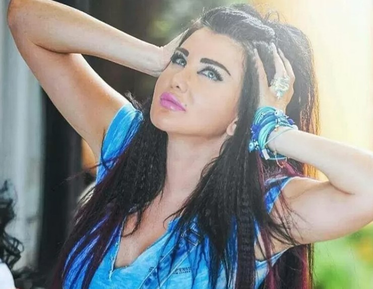 بالفيديو  ..  الفنانة السورية جيني إسبر تكشف موقفها من المشاهد الجريئة 