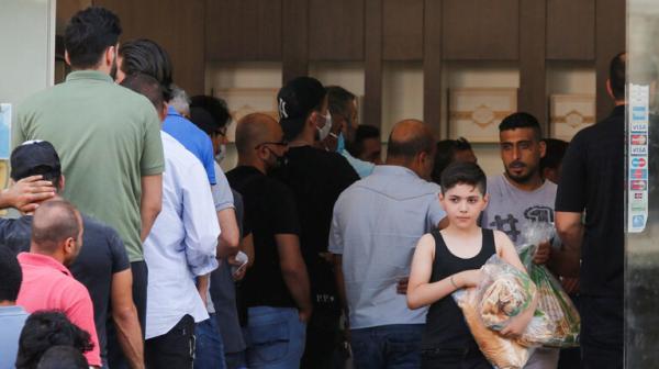 لبنان  ..  رفع سعر الخبز يثير موجة غضب شعبية