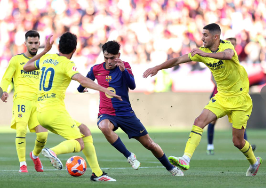 برشلونة يسقط أمام فياريال في ليلة الاحتفال بالدوري الإسباني