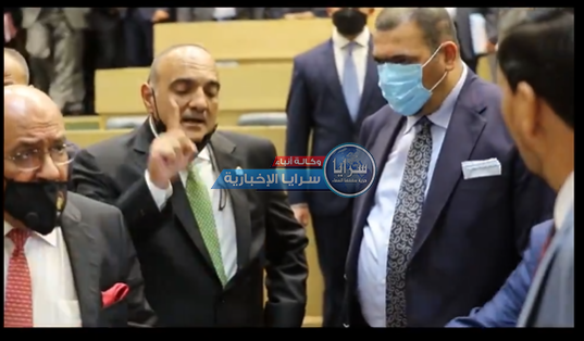 الخصاونة وفريقه يغادرون مجلس النواب