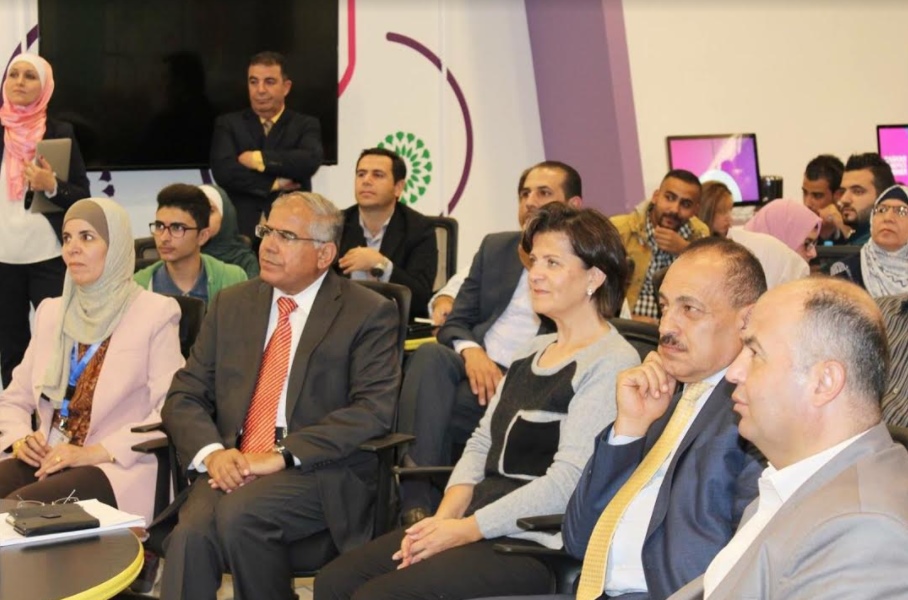 وزيرة السياحة والآثار تشارك بجلسة العصف الذهني لمبادرة (مش مستحيل) في منصة زين للإبداعZINC في جامعة اليرموك
