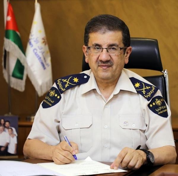 القضاة: إمكانياتنا لا تسمح بتخرين البضائع في الساحات الجمركية
