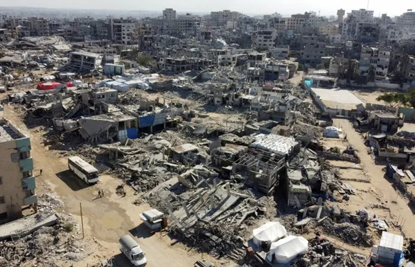 الاحتلال ينسف مباني في قطاع غزة