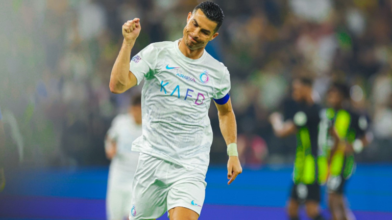 الدوري السعودي ..  رونالدو يعادل رقم عمر السومة ويزحف نحو تحطيم الرقم القياسي لحمد الله