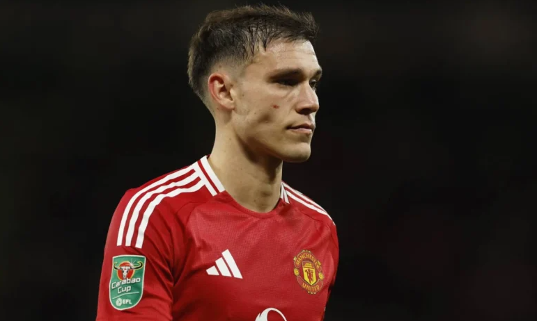 اسم جديد ينضم لقائمة البيع في مانشستر يونايتد