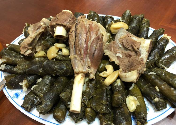 ورق دوالي مع كوسا وريش