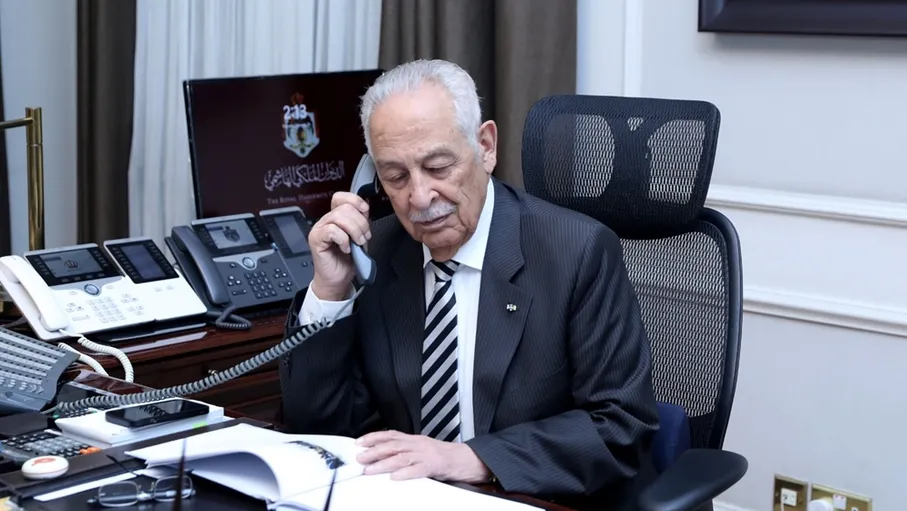 مندوبا عن الملك وولي العهد ..  العيسوي يعزي العجارمة وأبو عويمر