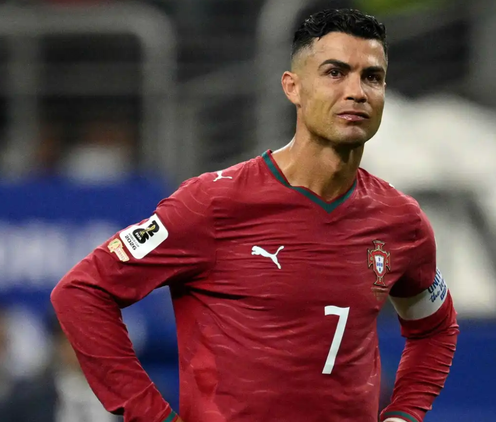 الكشف عن موعد اعتزال رونالدو دوليًا  