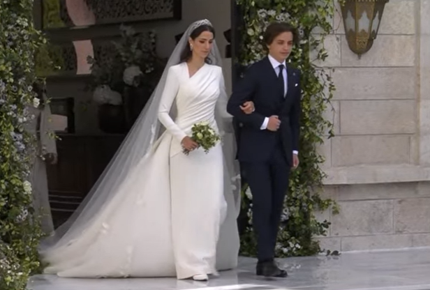 وصول الآنسة رجوة إلى قصر زهران