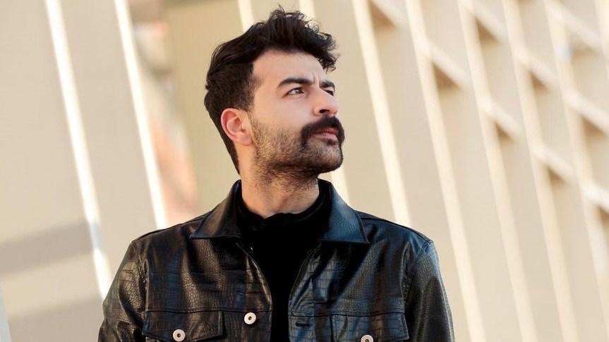 عقيل الرئيسي ينسحب من بث مع مشاهير تيك توك بسبب السخرية