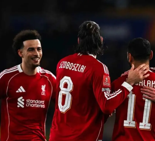 بعد اهتمام ريال مدريد ..  ليفربول يعلن رسميا تجديد عقد نجم من الفريق