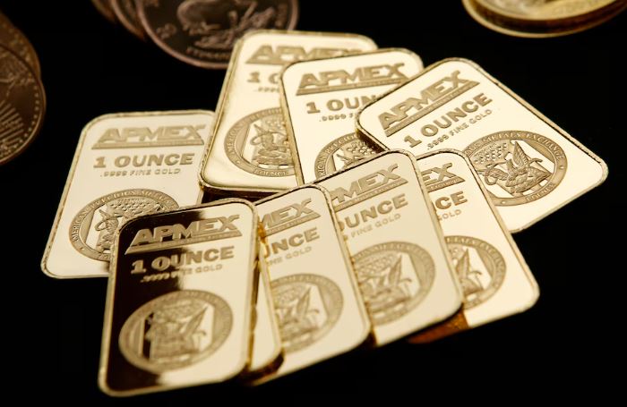 الذهب يتماسك فوق 5000 دولار للأونصة