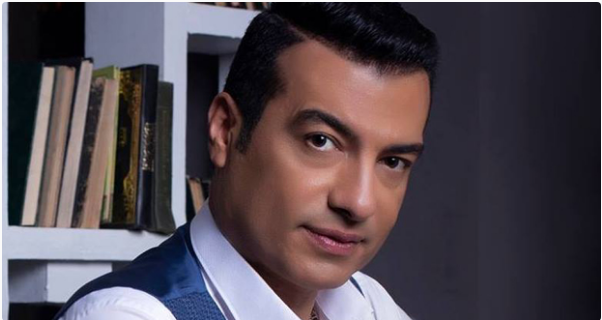 إيهاب توفيق متّهم بالنصب .. وهذا ردّه