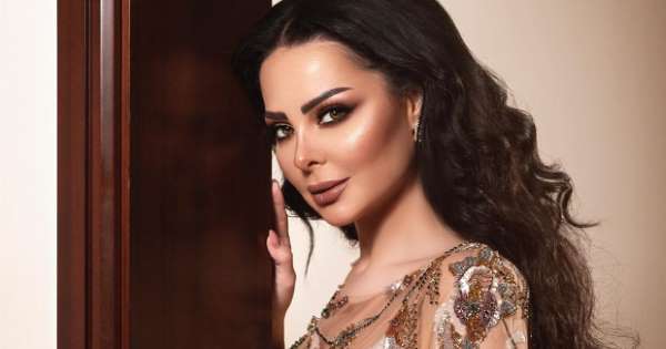 بالفيديو ..  ديانا كرزون تنهار باكية بسبب "كورونا"