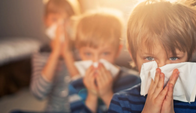 أخصائي صدرية يحذر عبر سرايا من تأثير تقلبات الطقس على مرضى الحساسية 