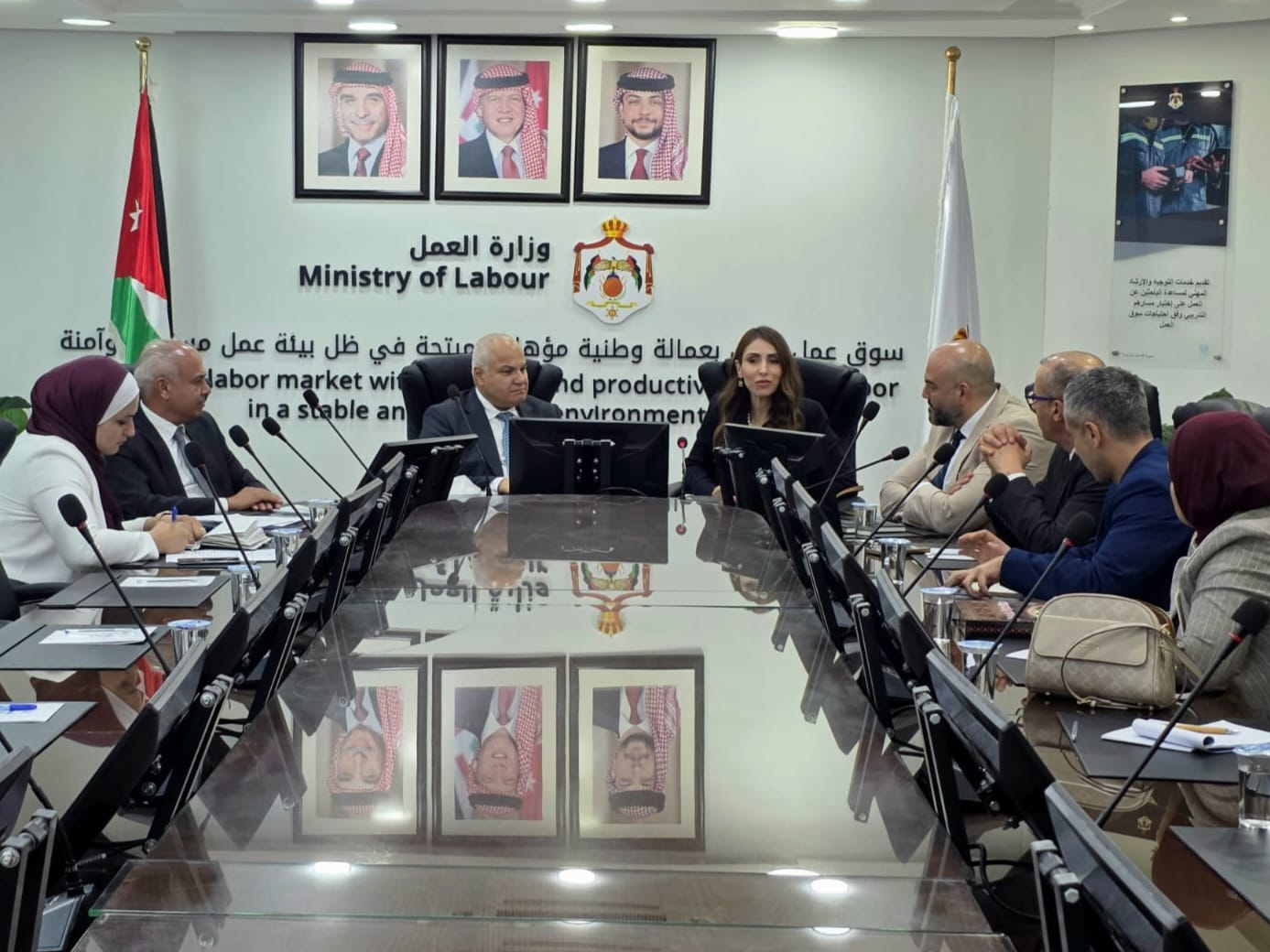 وزير العمل يبحث مع نظيرته الفلسطينية تفعيل تبادل الخبرات واتفاقية التعاون المشترك بين البلدين