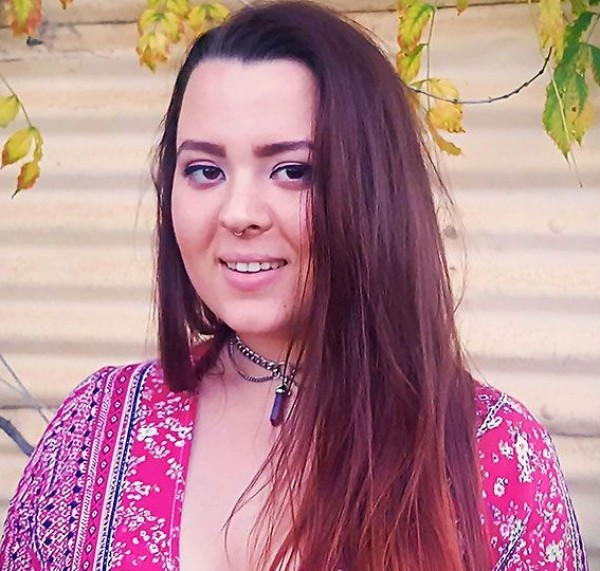 هل للموت رائحة؟ هذه السيدة تشمها وتخمن موعد الرحيل  ..  "تفاصيل"