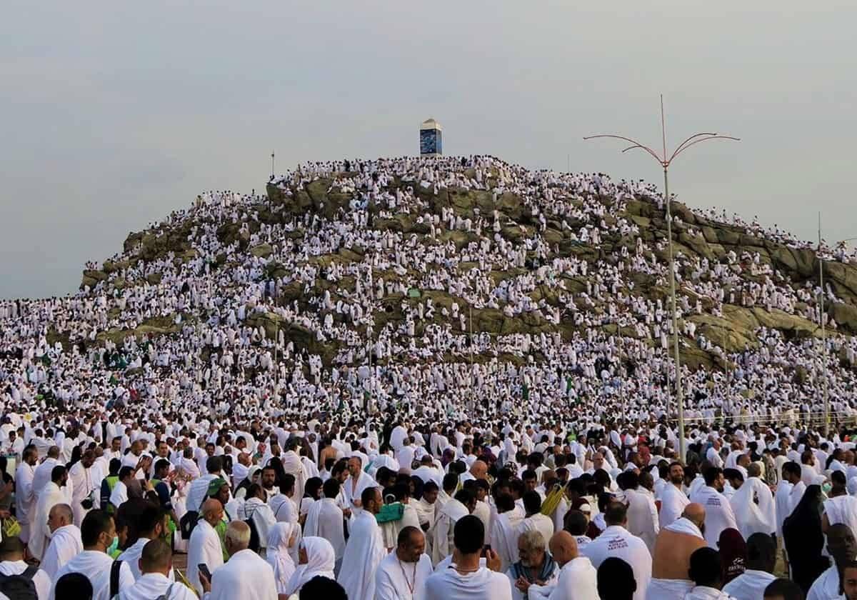 يوم عرفة 2026: فضل الوقوف بعرفة وأفضل الأدعية المستجابة