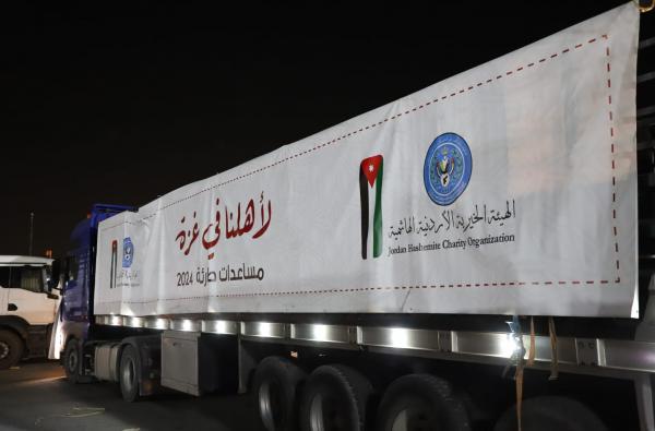 مهرجان الطعام الأردني يطلق قافلة شاحنات مساعدات إلى غزة